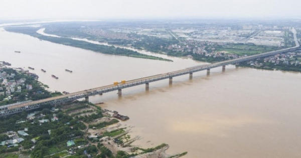 Luật hoá việc bảo vệ lòng, bờ bãi sông tránh san, lấn