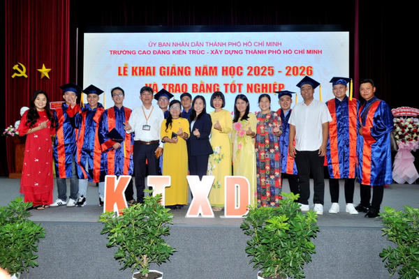 Trường Cao đẳng Kiến trúc - Xây dựng TP HCM khai giảng năm học 2025-2026: Vững bước với sứ mệnh “Kỷ cương - Sáng tạo - Đột phá - Phát triển”