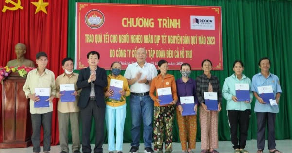 Trao 1.300 suất quà cho người nghèo tại Quảng Ngãi