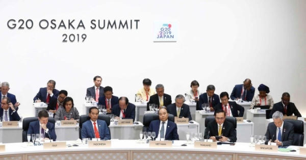 Việt Nam đóng góp tích cực, có trách nhiệm vào các vấn đề quốc tế Việt Nam đóng góp tích cực, có trách nhiệm vào các vấn đề quốc tế