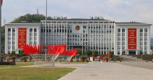 Chi tiết mức lương của Phó chủ tịch UBND tỉnh sau khi tăng lương cơ sở