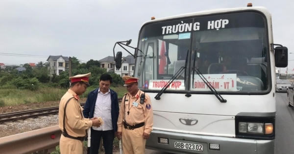 Tỉnh Bắc Giang xử lý, chấn chỉnh hoạt động xe đưa đón công nhân