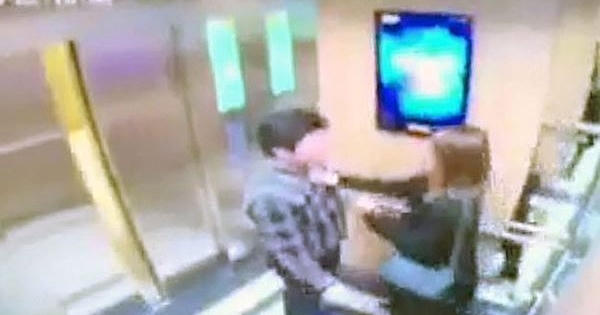 Tối nay, nữ sinh và người đàn ông 'cưỡng hôn trong thang máy' cùng gặp công an