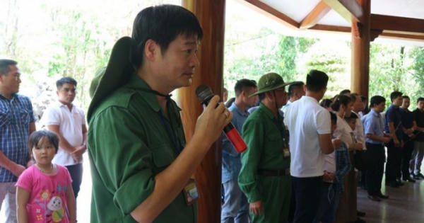 Người truyền lửa lịch sử ở Ngã ba Đồng Lộc Người truyền lửa lịch sử ở Ngã ba Đồng Lộc