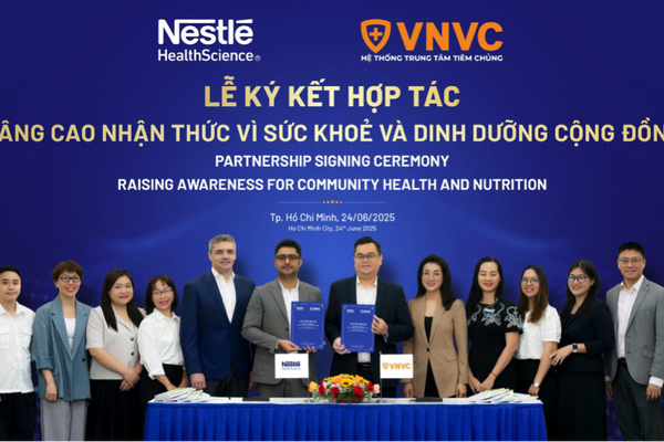 “Ông lớn” VNVC bắt tay tập đoàn dinh dưỡng toàn cầu cung cấp sữa chất lượng cao, chính hãng tại hàng trăm trung tâm tiêm chủng toàn quốc
