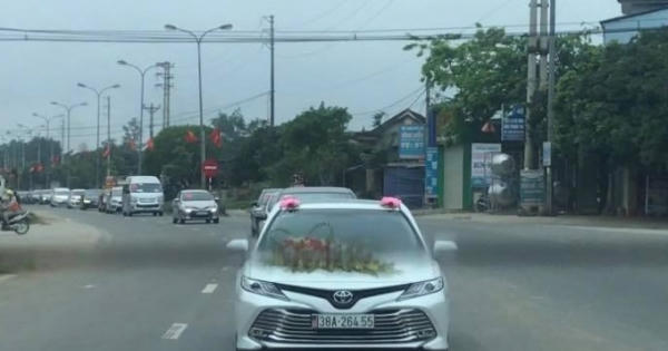 Kỷ luật PGĐ bệnh viện rước dâu linh đình cho con giữa đại dịch Kỷ luật PGĐ bệnh viện rước dâu linh đình cho con giữa đại dịch