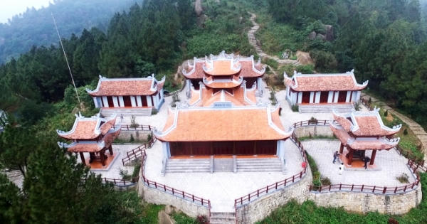 Chào xuân Plus 2018: Về nơi danh thắng đệ nhất vùng Hoan Châu