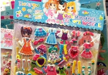 Miếng dán hình Trung Quốc chứa chất độc gây ung thư, vô sinh? Miếng dán hình Trung Quốc chứa chất độc gây ung thư, vô sinh?