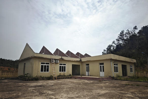 Cận cảnh hoang tàn khu sản xuất giống nhuyễn thể ở Vân Đồn sau 6 năm bỏ hoang