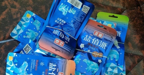 Quảng Ninh: Sở GD&ĐT chỉ đạo "nóng" sau khi ghi nhận nhiều vụ học sinh ngộ độc do ăn kẹo lạ Quảng Ninh: Sở GD&ĐT chỉ đạo "nóng" sau khi ghi nhận nhiều vụ học sinh ngộ độc do ăn kẹo lạ