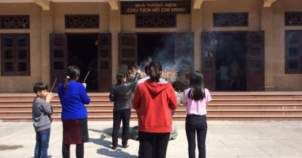 Đầu năm về làng Sen quê Bác