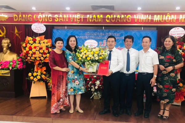 Tạp chí Pháp luật và Phát triển có Tân Phó tổng biên tập