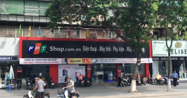 FPT Shop số 8 Láng Hạ có bán điện thoại kém chất lượng
