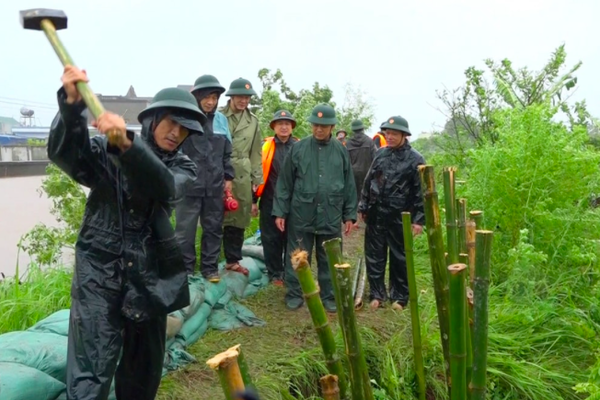 Chỉ huy trưởng, Phó Chỉ huy trưởng, Trợ lý Ban chỉ huy quân sự cấp xã được xếp lương theo chế độ công chức