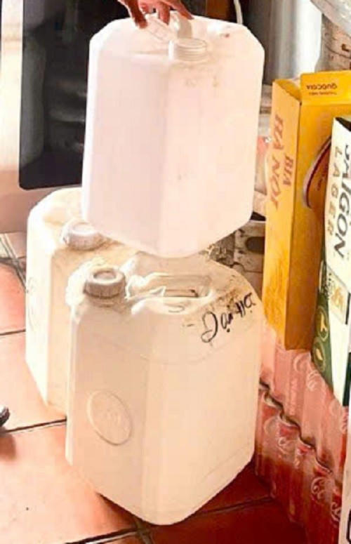 Hà Nội: Kiểm tra, xử phạt 2 cơ sở kinh doanh rượu thủ công không rõ nguồn gốc tại Ứng Thiên và Mỹ Đức Hà Nội: Kiểm tra, xử phạt 2 cơ sở kinh doanh rượu thủ công không rõ nguồn gốc tại Ứng Thiên và Mỹ Đức