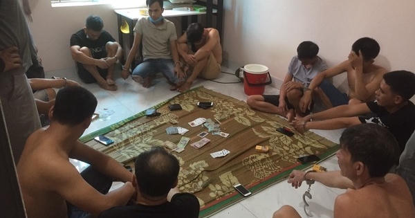 Bắc Giang: Bắt giữ 11 đối tượng đang say sưa sát phạt nhau trên "chiếu bạc"
