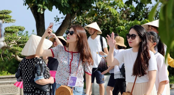'Cuộc thi' bất đắc dĩ, để sống sót không được buông tay