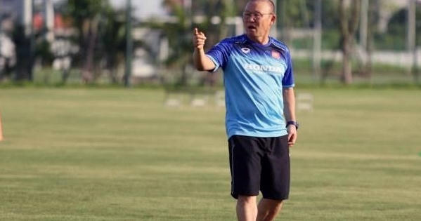 [Clip]: HLV Park Hang-seo chia sẻ về nghi vấn đòi lương "khủng" của mình với VFF