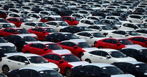 Phân khúc xe hạng C: Honda Civic 'đổi đời', Chevrolet Cruze tuột dốc Phân khúc xe hạng C: Honda Civic 'đổi đời', Chevrolet Cruze tuột dốc