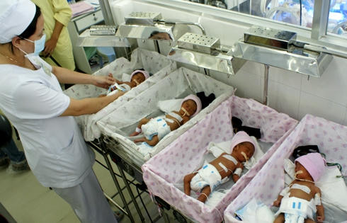 Việt Nam được khuyến cáo nên sinh nhiều hơn 2 con