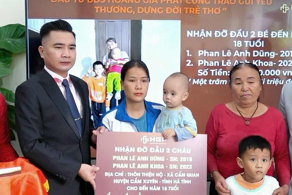 Nghệ An: Công ty Hoàng Gia Phát nhận đỡ đầu 30 trẻ mồ côi ở Hà Tĩnh