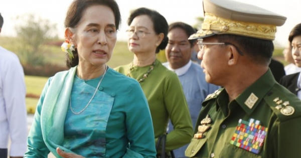 Quân đội Myanmar cách chức 24 bộ trưởng và thứ trưởng sau đảo chính Quân đội Myanmar cách chức 24 bộ trưởng và thứ trưởng sau đảo chính