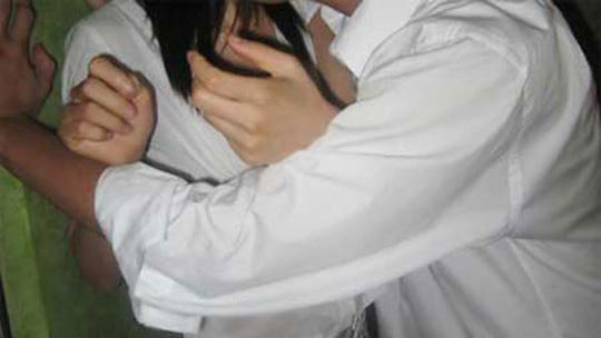 “Yêu” bé gái nhiều lần trong nhà nghỉ, nam thanh niên bị truy tố