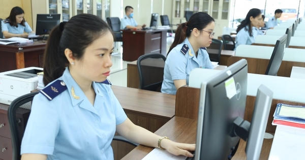 Tổng cục Hải quan đẩy mạnh thực hiện Ngày Pháp luật Việt Nam
