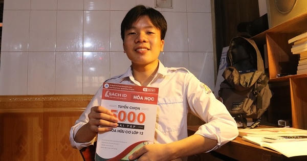 Nam sinh “con nhà nông” đạt 2 điểm 10 với ước mơ trở thành bác sỹ