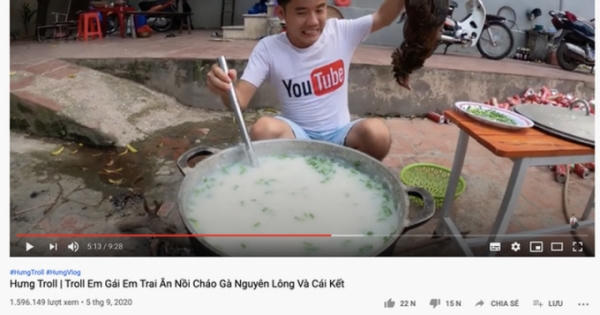 Con trai bà Tân Vlog nấu cháo gà nguyên lông gây chỉ trích Con trai bà Tân Vlog nấu cháo gà nguyên lông gây chỉ trích