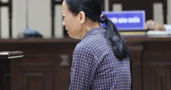 Trong cơn tức giận, người mẹ đơn thân ra tay sát hại con trai độc nhất