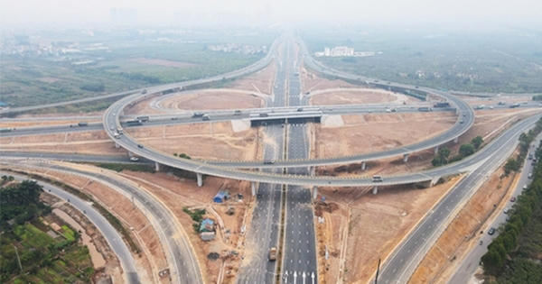 Thủ tướng chỉ đạo rà soát việc kết nối với các tuyến đường bộ cao tốc, phát huy tối đa hiệu quả đầu tư