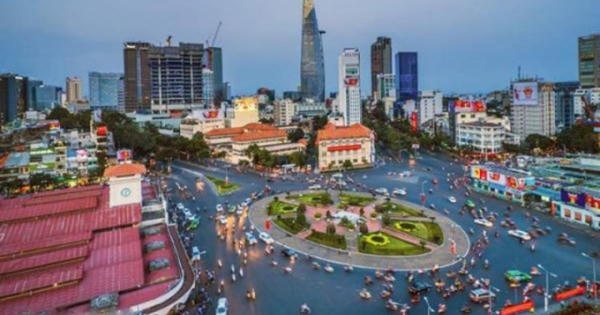 Sài Gòn có “đất chật người đông”?