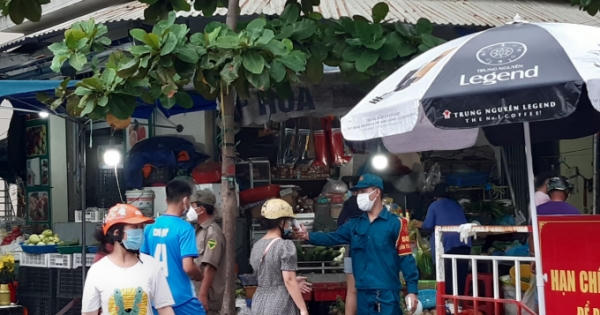 Đà Nẵng: Mở lại chợ Nại Hiên Đông sau khi xét nghiệm âm tính toàn bộ tiểu thương