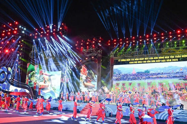 Hải Phòng tưởng niệm Đức Thánh Trần, khai hội mùa Thu Côn Sơn - Kiếp Bạc 2025