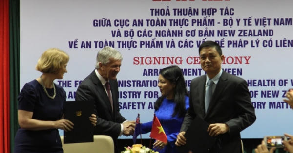 Ký kết thỏa thuận hợp tác giữa Cục An toàn thực phẩm và Bộ các Ngành cơ bản New Zealand
