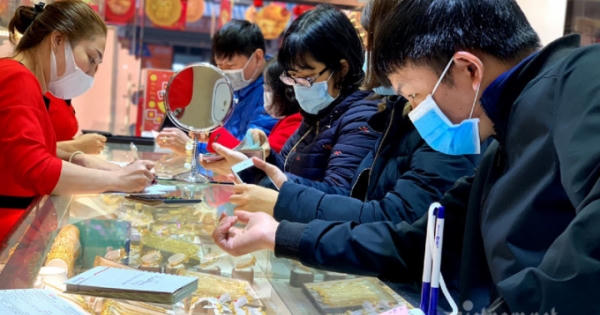 Những điều nhớ kỹ khi mua vàng cầu may ngày vía Thần Tài 2021