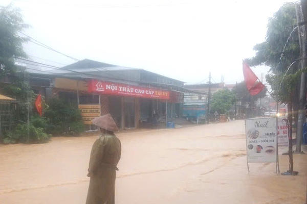 Mưa lớn ở Lạng Sơn, một người tử vong, nhiều khu vực ngập nặng