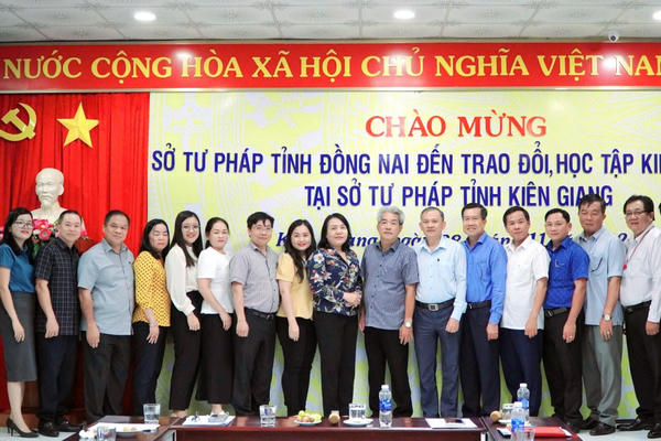 Hội đồng phối hợp phổ biến, giáo dục pháp luật tỉnh Đồng Nai học tập kinh nghiệm tại tỉnh Kiên Giang Hội đồng phối hợp phổ biến, giáo dục pháp luật tỉnh Đồng Nai học tập kinh nghiệm tại tỉnh Kiên Giang