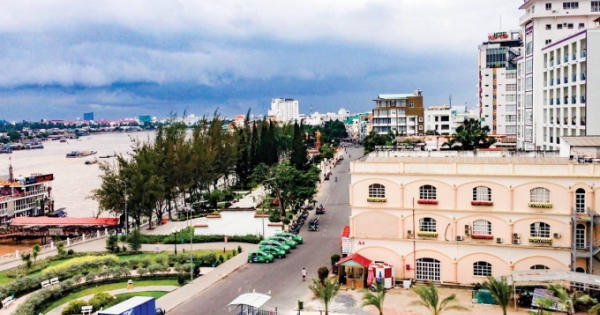 TAND quận Ninh Kiều thụ lý và đưa ra xét xử vụ án “Tranh chấp hợp đồng lao động” đúng pháp luật