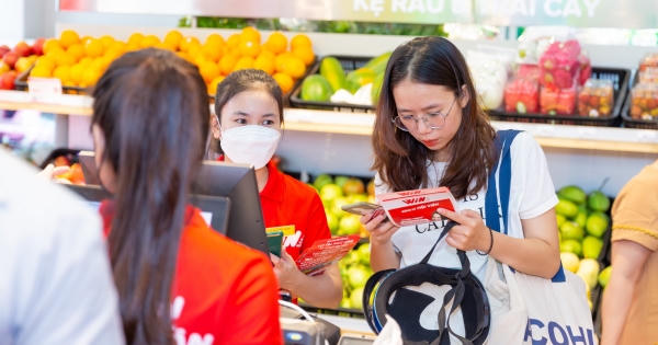 Với 4.000.000 người tham gia Hội viên WIN, WinMart thu hút khách hàng nhờ chính sách giá tốt Với 4.000.000 người tham gia Hội viên WIN, WinMart thu hút khách hàng nhờ chính sách giá tốt