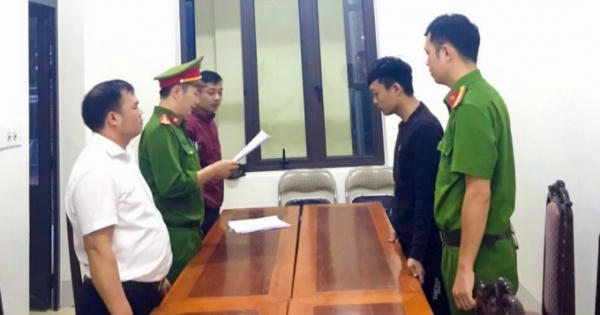 Khởi tố đối tượng lên mạng để dụ dỗ thiếu nữ dưới 16 tuổi khiêu dâm
