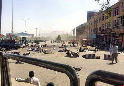 IS đánh bom tự sát, cảnh sát Afghanistan bỏ chạy