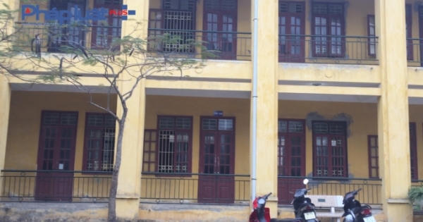 Trường Tiểu học Tây Mỗ "chống lệnh" UBND TP Hà Nội(!?)