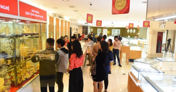 Giá vàng ngày Vía Thần Tài (14/2): Giảm sâu 150.000 đồng mỗi lượng