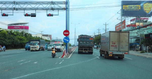Bình Dương tiếp tục thí điểm phân luồng giao thông theo giờ, theo tuyến