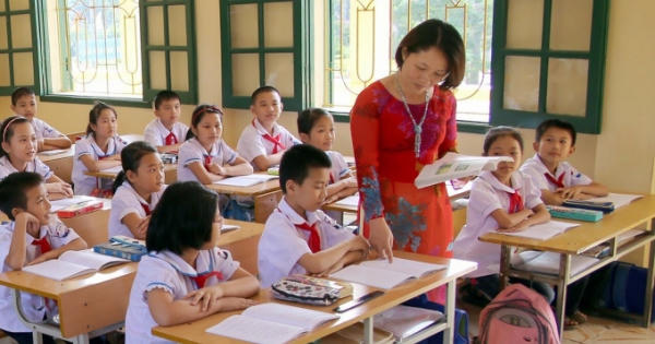 Chương trình giáo dục phổ thông mới: Giải bài toán giáo viên và cơ sở vật chất Chương trình giáo dục phổ thông mới: Giải bài toán giáo viên và cơ sở vật chất