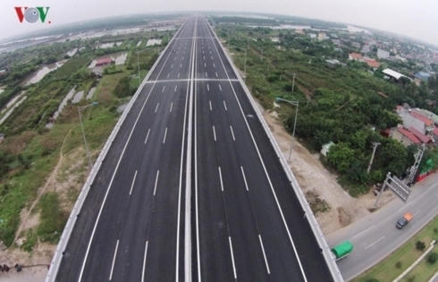 Cao tốc Bắc - Nam: Tránh rơi vào “bẫy” của tổng thầu