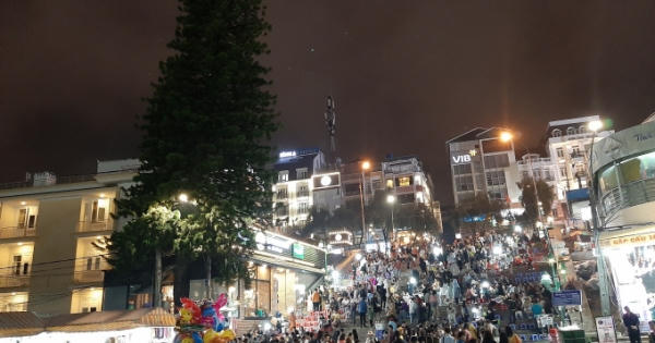 Đà Lạt: Du khách hủy hơn 16.000 phòng do dịch Covid-19 Đà Lạt: Du khách hủy hơn 16.000 phòng do dịch Covid-19