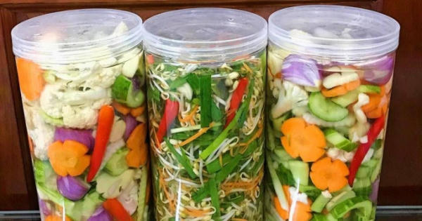 Ngày Tết, ăn dưa muối, hành muối thì ngon nhưng liệu có thật sự tốt cho sức khỏe?